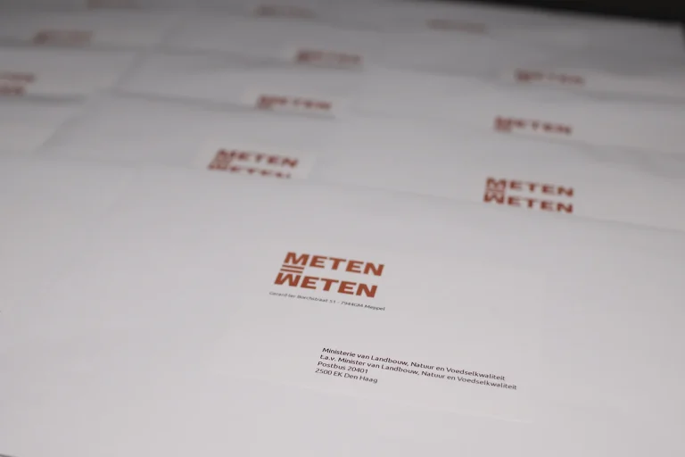 Handhavingsverzoek stoffen in bestrijdingsmiddelen
